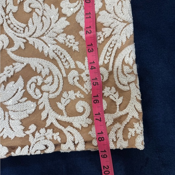 Dress the Population White and Cream Lace Long Sleeve Dress - Picture 6 of 10